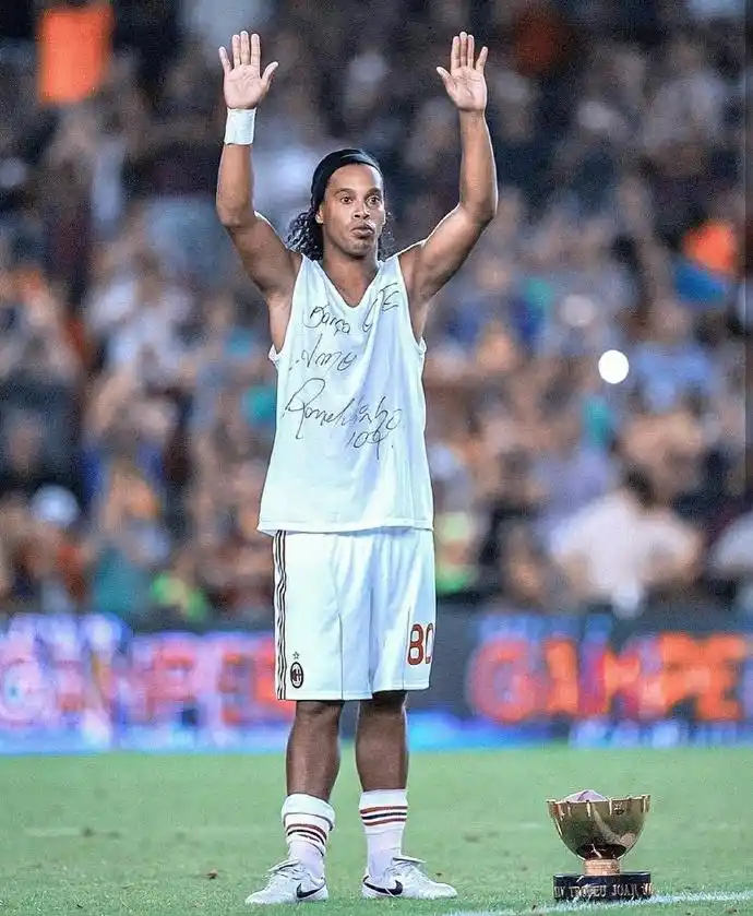 B队帮助其 B队帮助其